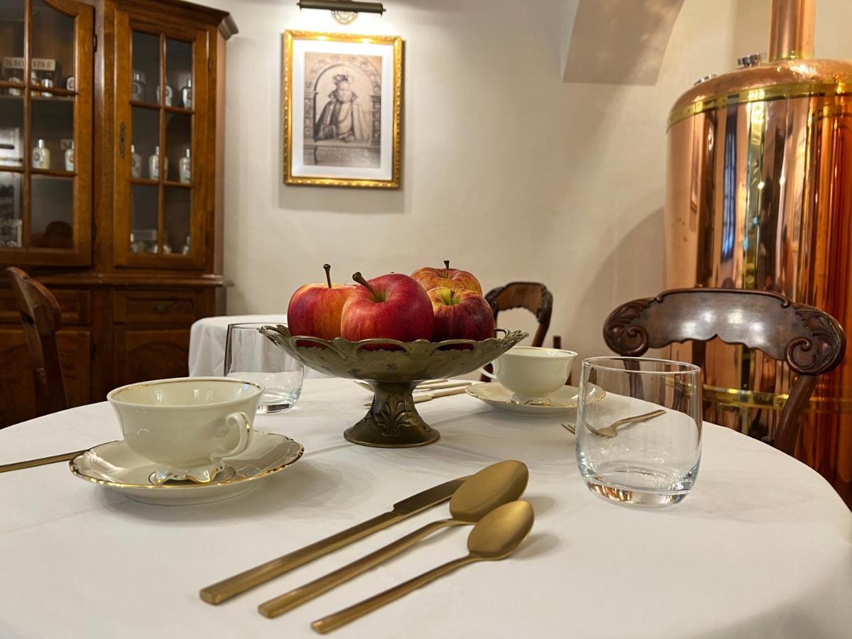 Spa Beerland Chateaux - U Zlate Hrusky / At Golden Pear Πράγα Εξωτερικό φωτογραφία